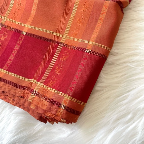 Better Homes and Gardens Fall Plaid Tablecloth Red Orange Rectangular 100 x 58 - Picture 3 of 8